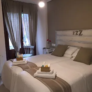 7 Kale 2*, Bilbao España